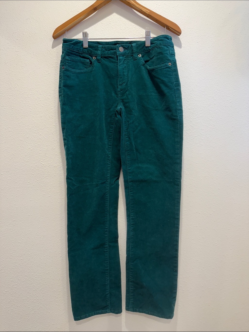 Woman’s Patagonia Teal Corduroy Pants - Classic Straight Fit Size 28/6